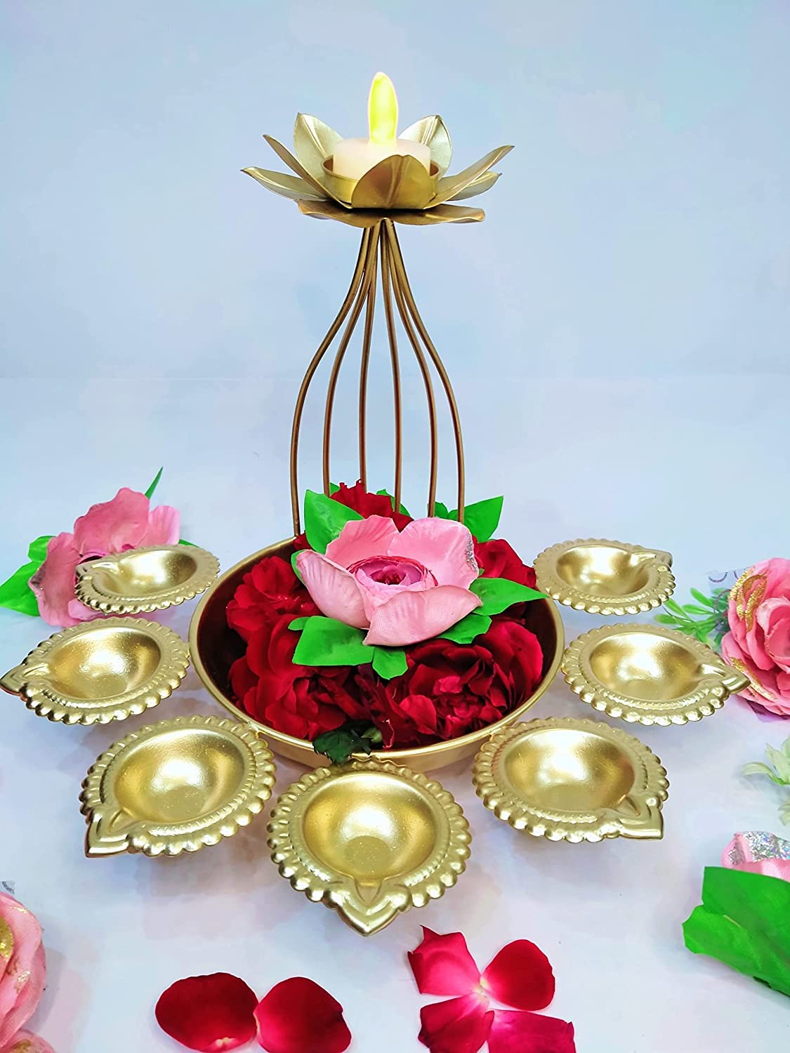 Metal Urli Bowl Lotus Design Showpiece Home Decor (Gold)